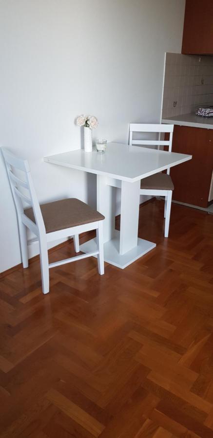 Sunshine Apartment *